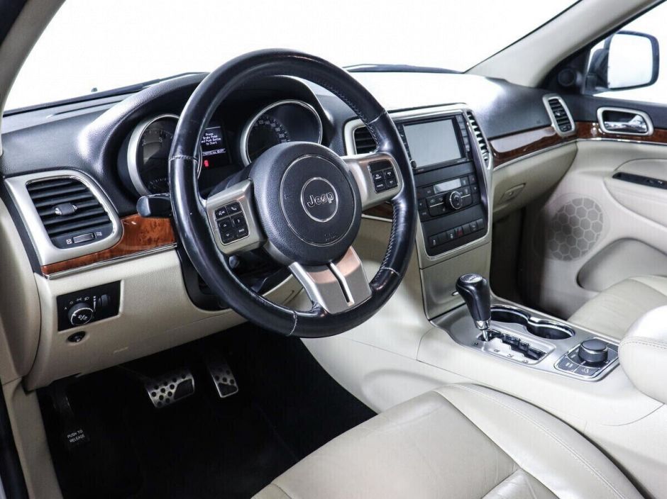 Jeep Grand Cherokee 3.0 АКПП, 2013, 123 000 км фото 9