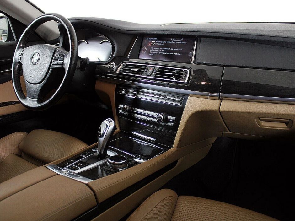 BMW 7 серии 3.0 АКПП, 2012, 146 000 км фото 6