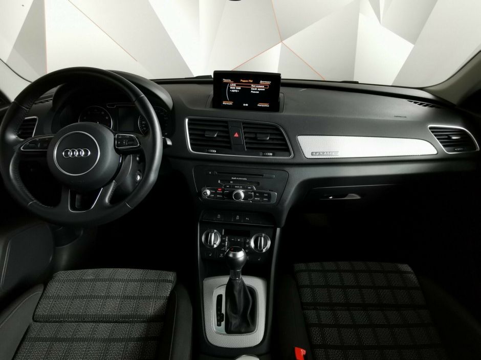 Audi Q3 2.0 РКПП, 2012, 142 000 км фото 10