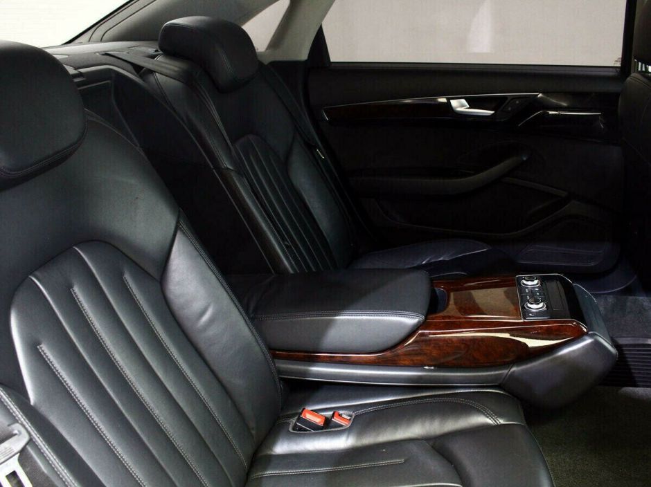 Audi A8 4.2 АКПП, 2012, 135 000 км фото 11