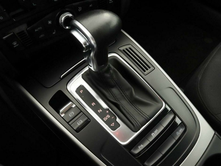 Audi A4 1.8 CVT, 2015, 109 000 км фото 9