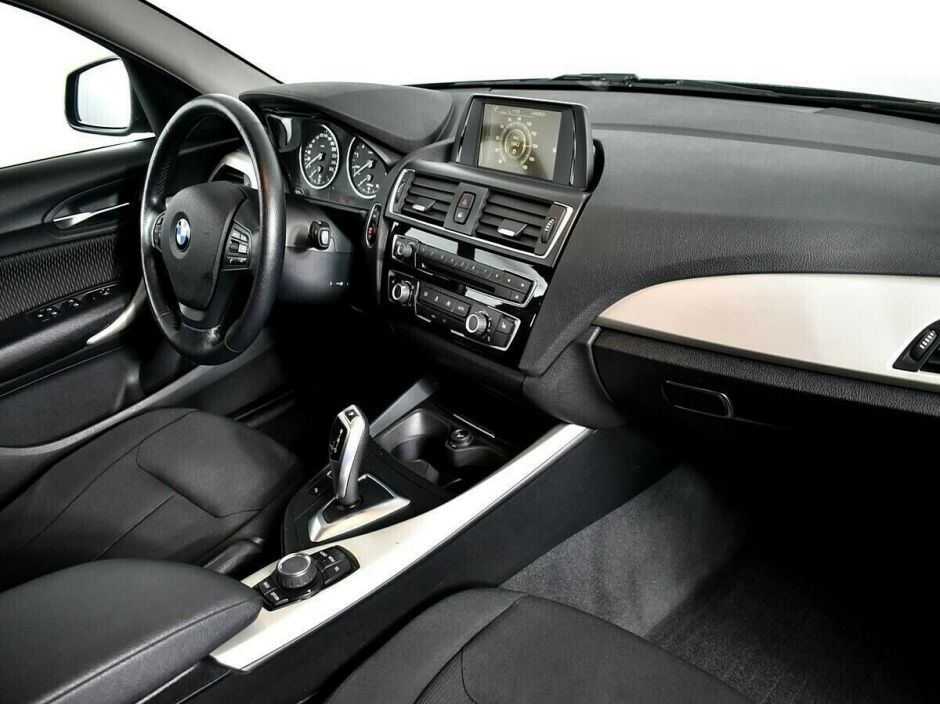 BMW 1 серии 1.5 АКПП, 2017, 78 000 км фото 5
