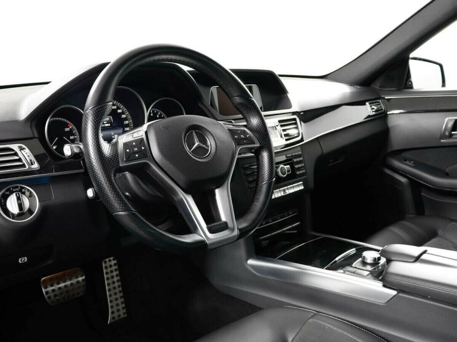 Mercedes-Benz E-Класс 2.0 АКПП, 2014, 121 000 км фото 5