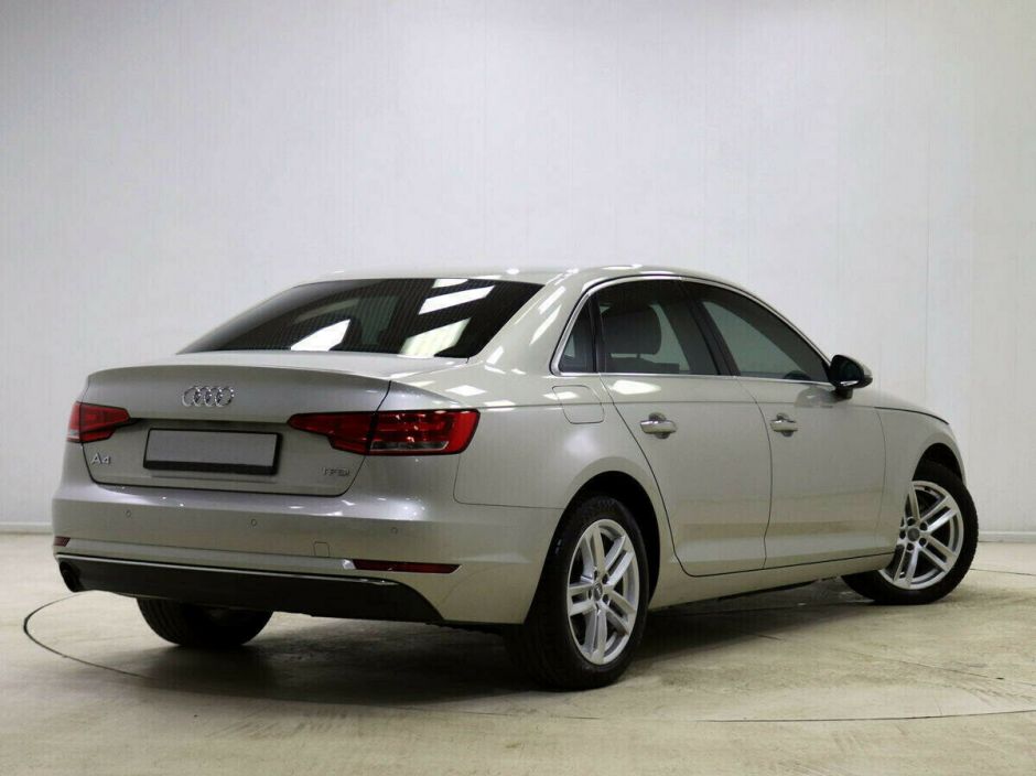 Audi A4 1.4 РКПП, 2015, 106 000 км фото 3