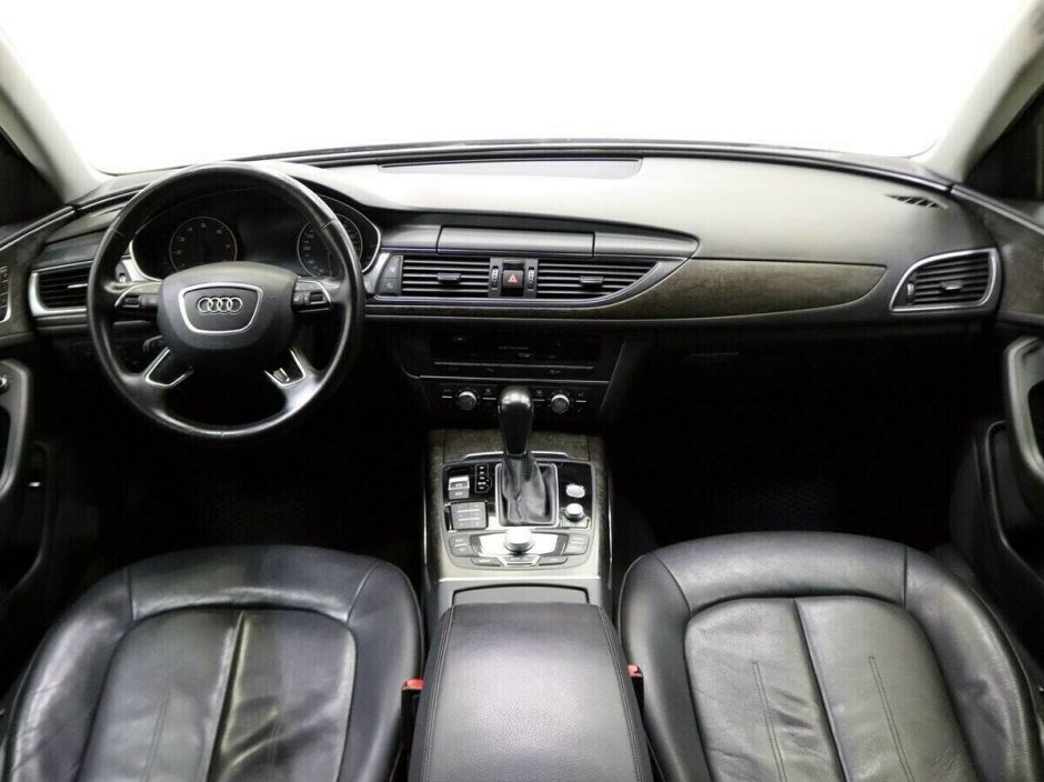 Audi A6 1.8 РКПП, 2015, 108 000 км фото 5