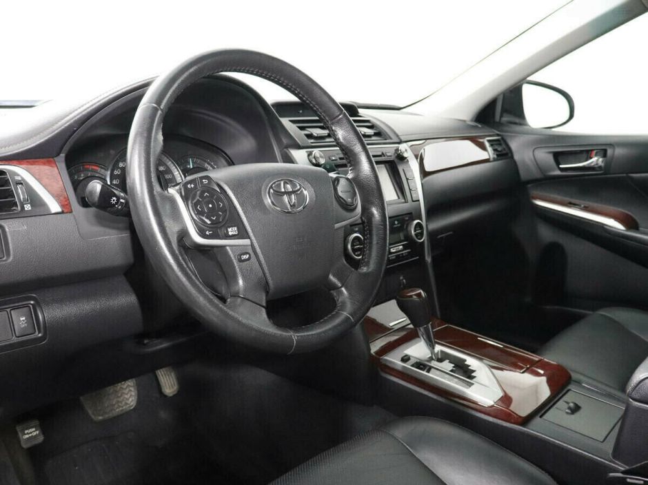 Toyota Camry 2.5 АКПП, 2014, 108 000 км фото 5