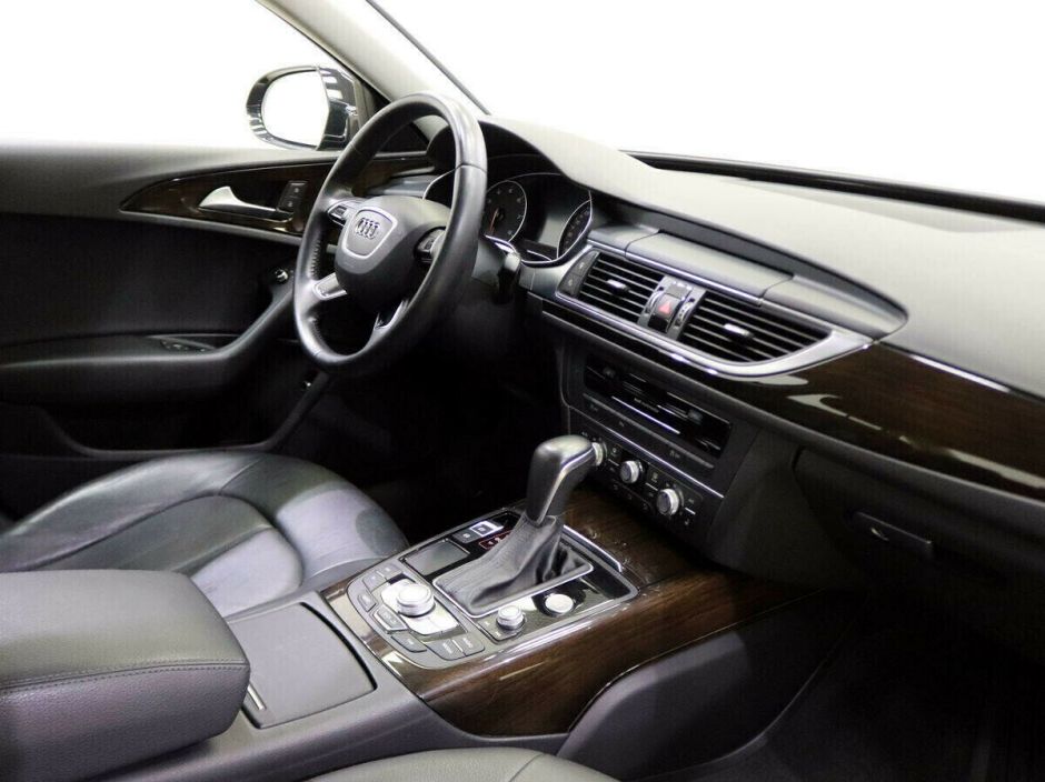 Audi A6 1.8 РКПП, 2016, 87 000 км фото 5