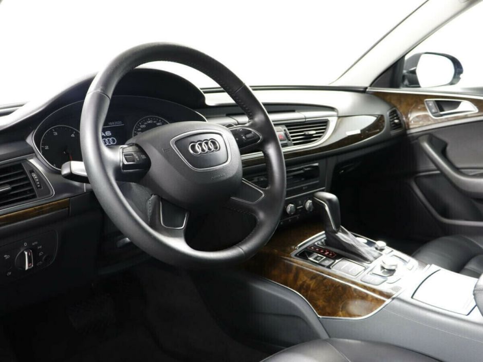Audi A6 3.0 РКПП, 2011, 148 000 км фото 6