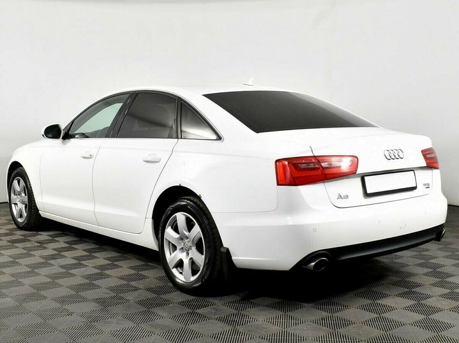 Audi A6 3.0 РКПП, 2012, 143 000 км фото 4