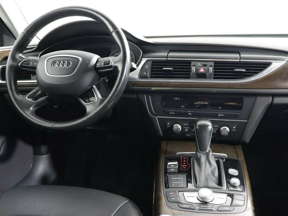 Audi A6 3.0 РКПП, 2015, 105 000 км фото 6
