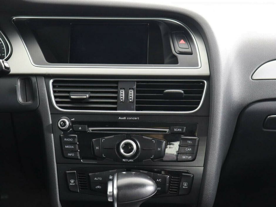Audi A4 1.8 CVT, 2015, 95 000 км фото 9