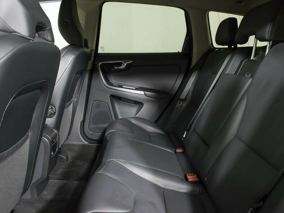 Volvo XC60 2.4 АКПП, 2012, 142 000 км фото 8