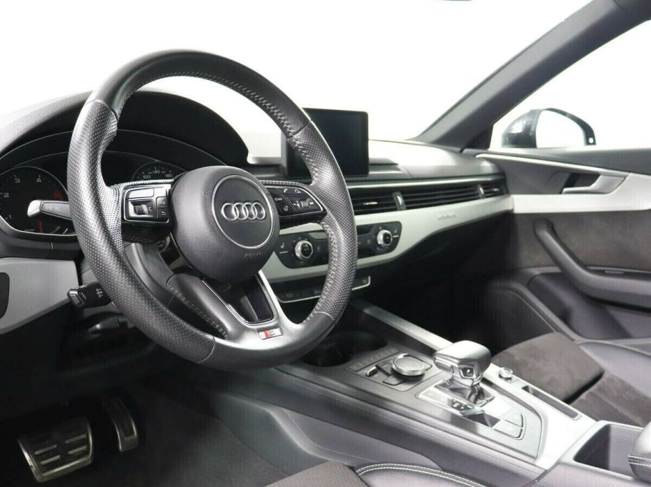 Audi A4 2.0 РКПП, 2017, 73 000 км фото 8