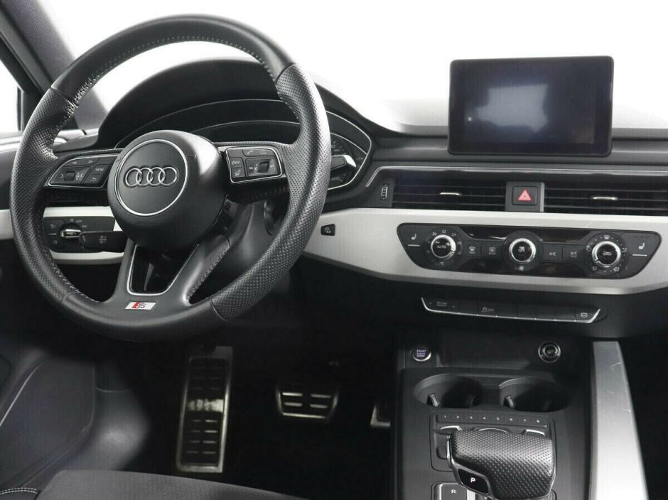 Audi A4 2.0 РКПП, 2017, 73 000 км фото 10