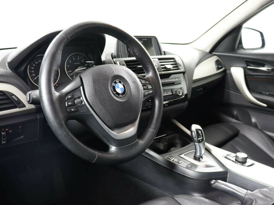 BMW 1 серии 1.5 АКПП, 2017, 76 000 км фото 7