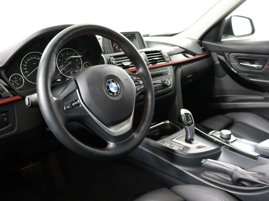 BMW 3 серии 2.0 АКПП, 2015, 98 000 км фото 8