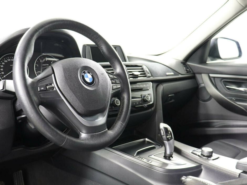 BMW 3 серии 2.0 АКПП, 2017, 86 000 км фото 9