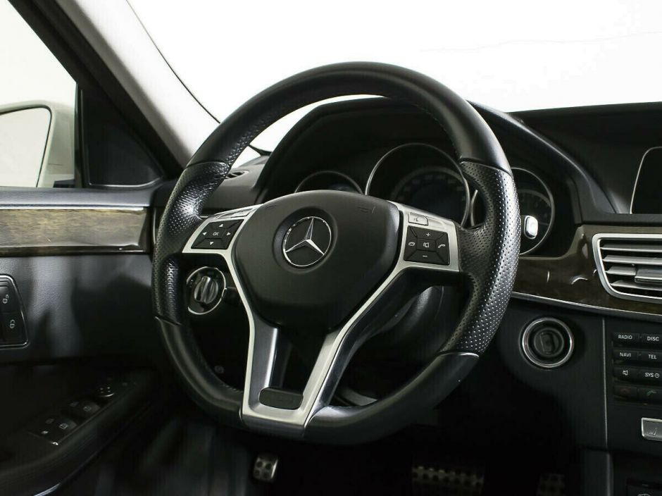 Mercedes-Benz E-Класс 2.0 АКПП, 2013, 126 000 км фото 11