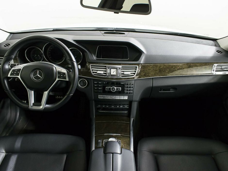 Mercedes-Benz E-Класс 2.0 АКПП, 2013, 126 000 км фото 12