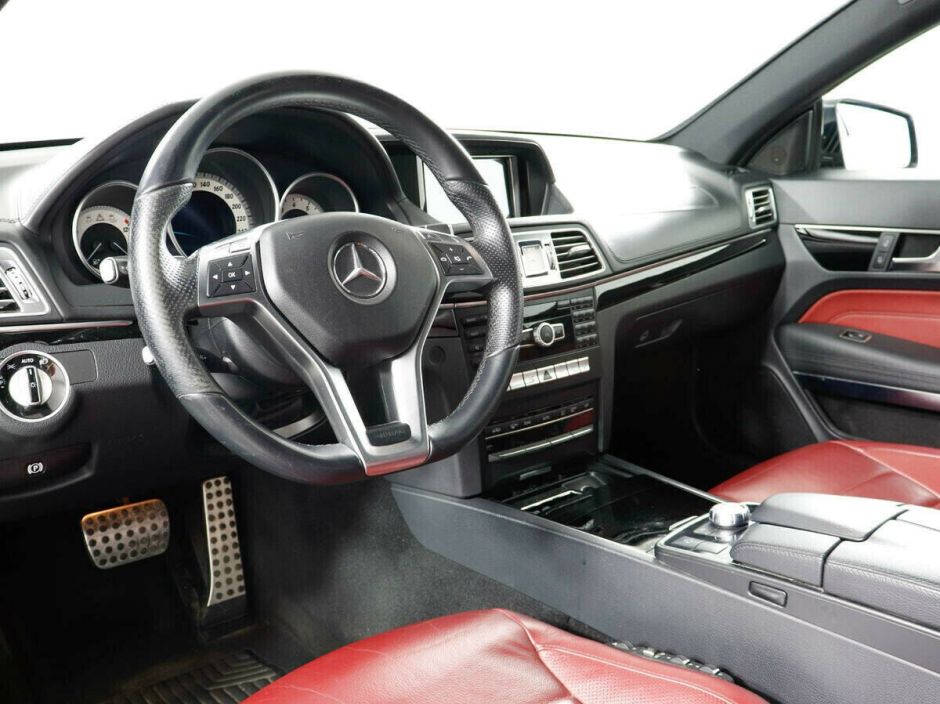 Mercedes-Benz E-Класс 2.0 АКПП, 2016, 98 000 км фото 6