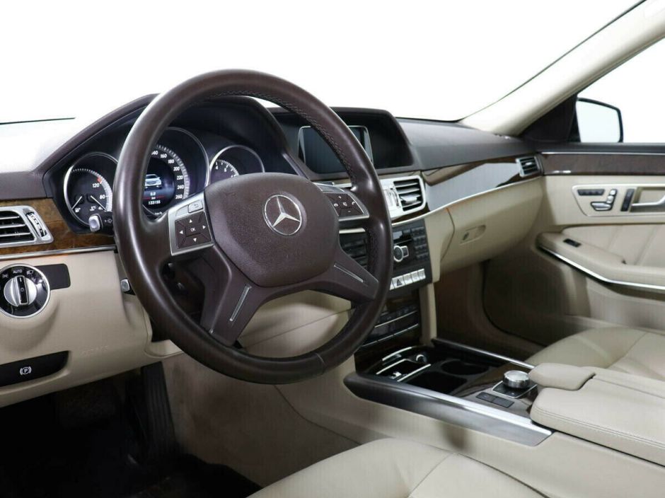 Mercedes-Benz E-Класс 3.5 АКПП, 2016, 85 000 км фото 10