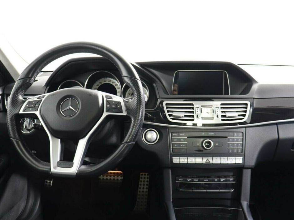 Mercedes-Benz E-Класс 3.5 АКПП, 2014, 113 000 км фото 6