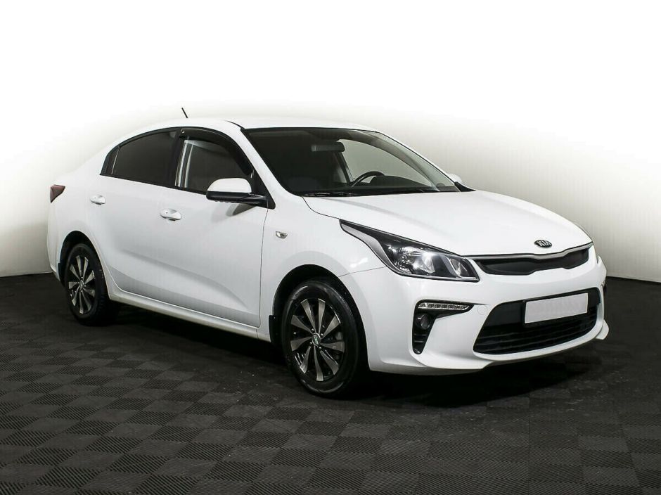 Kia Rio 1.6 АКПП, 2018, 63 000 км фото 3