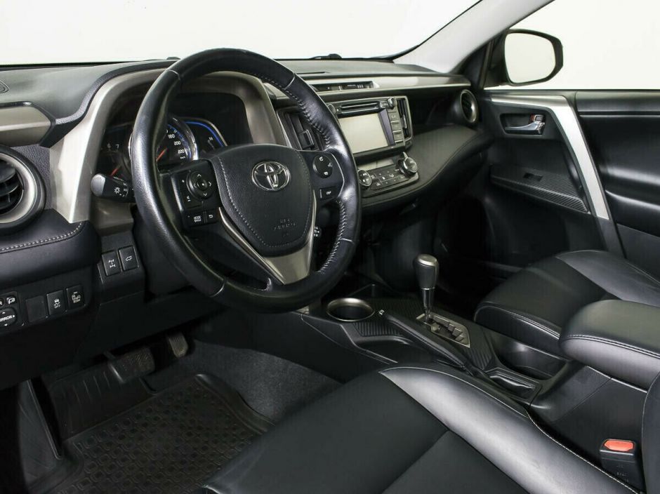 Toyota RAV4 2.2 АКПП, 2013, 125 000 км фото 5