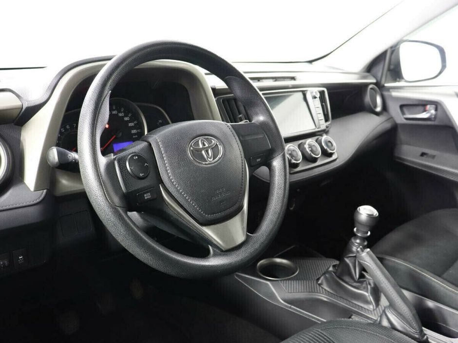 Toyota RAV4 2.0 МКПП, 2013, 125 000 км фото 5