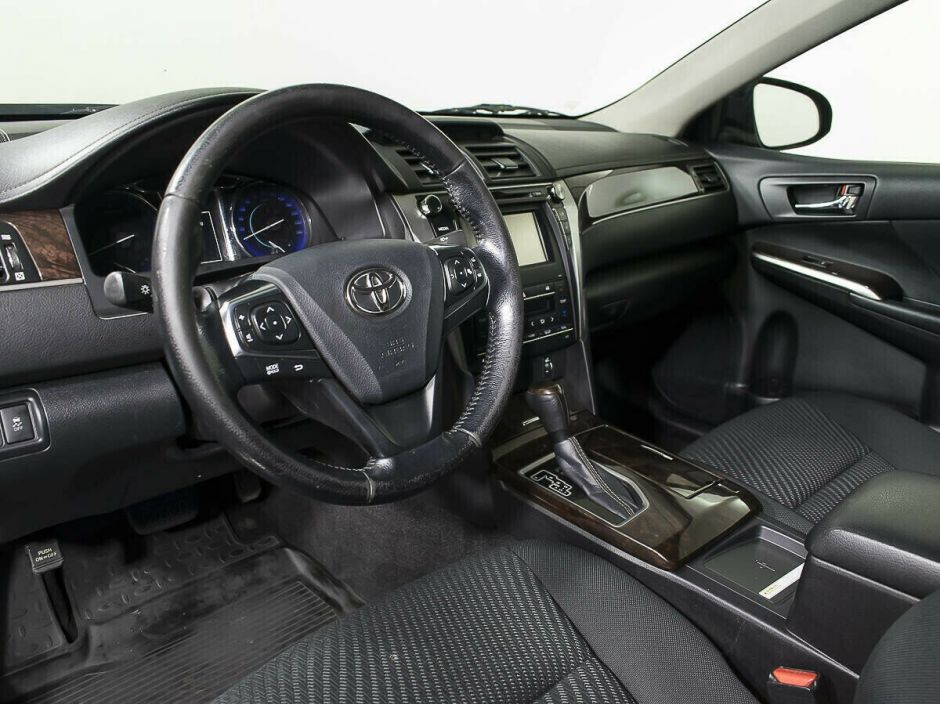 Toyota Camry 2.5 АКПП, 2015, 99 000 км фото 5