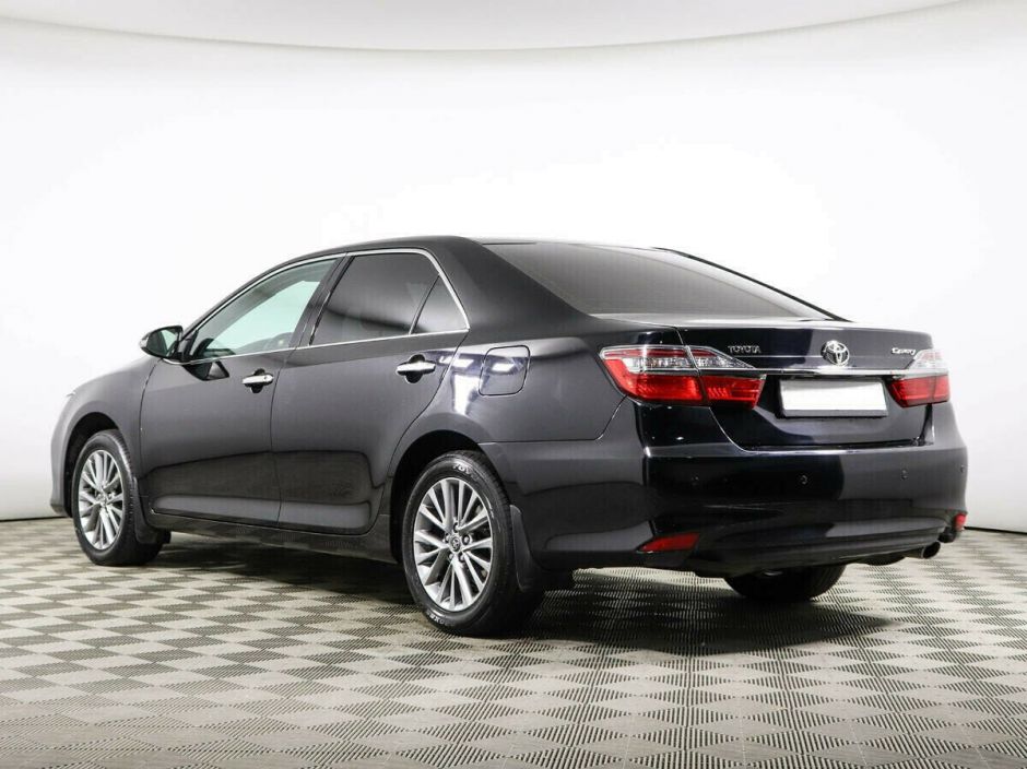 Toyota Camry 2.5 АКПП, 2017, 75 000 км фото 4