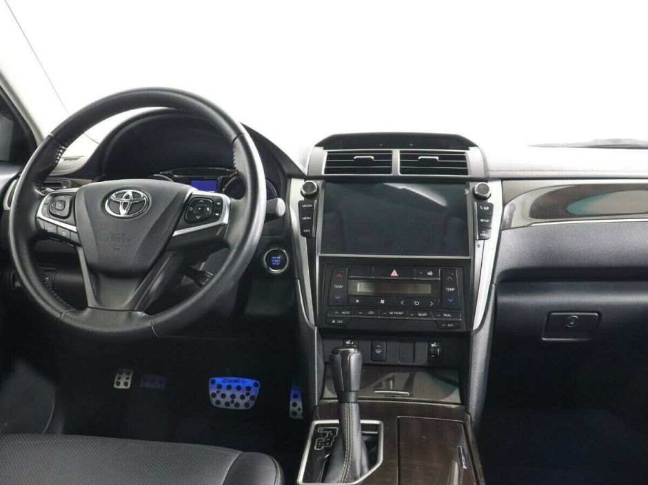 Toyota Camry 2.0 АКПП, 2015, 100 000 км фото 5