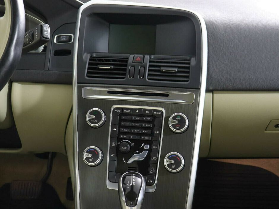 Volvo XC60 2.4 АКПП, 2015, 106 000 км фото 9