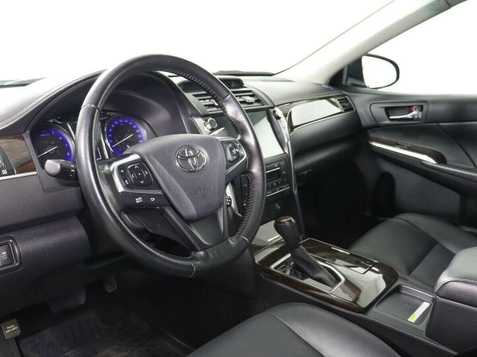 Toyota Camry 2.5 АКПП, 2018, 74 000 км фото 5