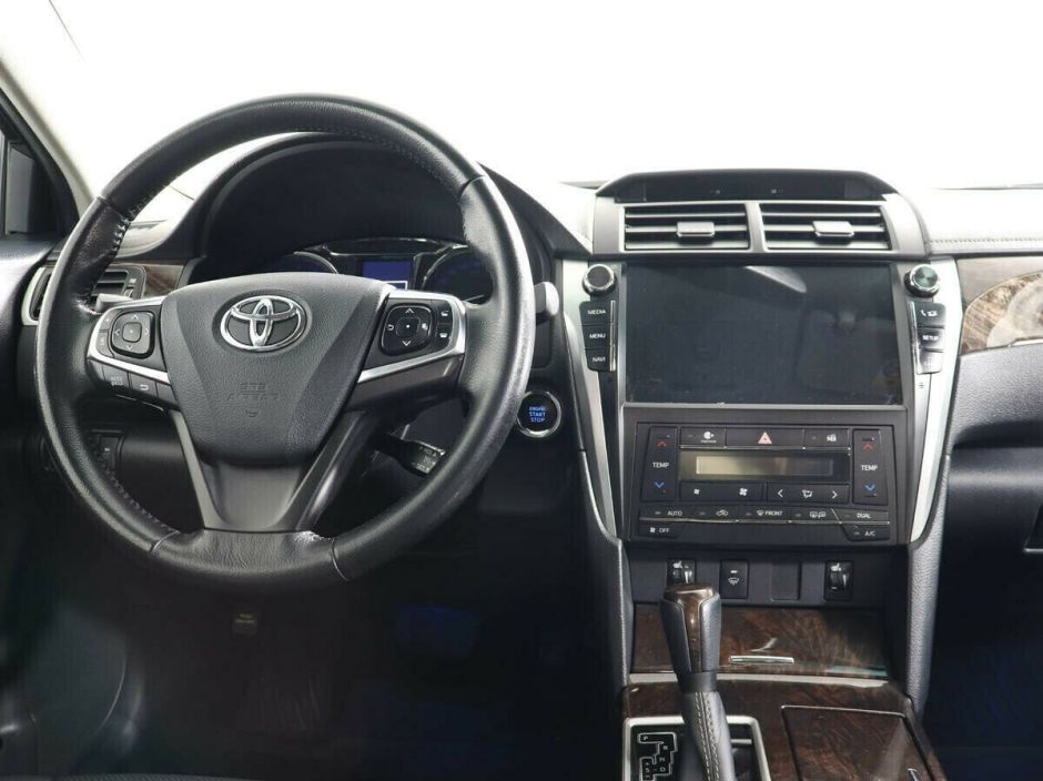 Toyota Camry 2.5 АКПП, 2018, 74 000 км фото 9