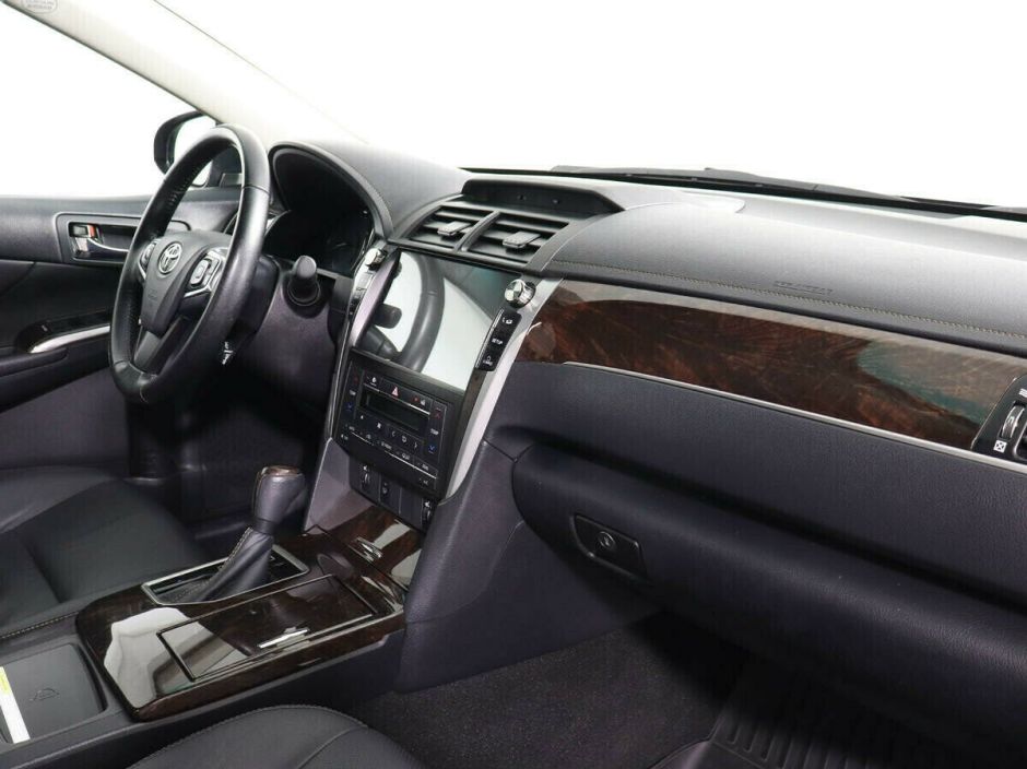 Toyota Camry 2.5 АКПП, 2018, 74 000 км фото 10