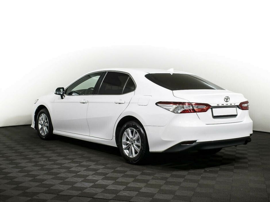Toyota Camry 2.0 АКПП, 2018, 69 000 км фото 4