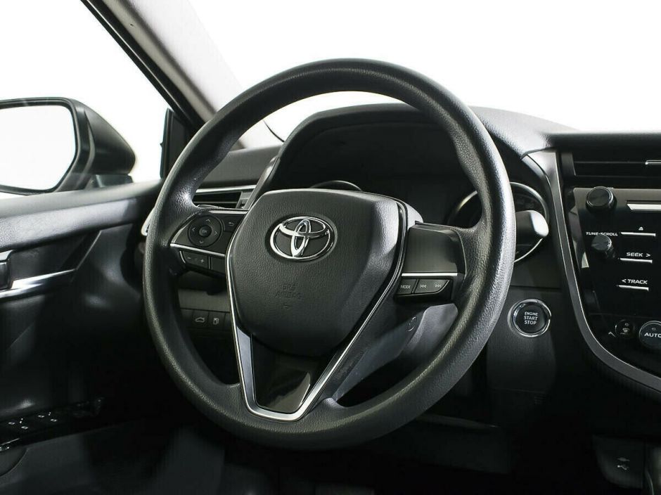 Toyota Camry 2.0 АКПП, 2018, 69 000 км фото 9
