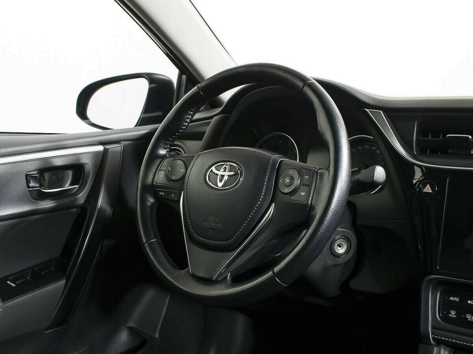 Toyota Corolla 1.6 CVT, 2017, 72 000 км фото 9