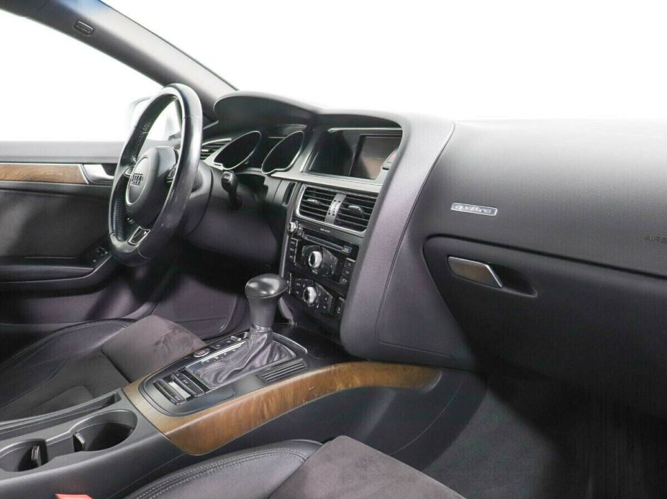 Audi A5 2.0 РКПП, 2011, 155 000 км фото 7