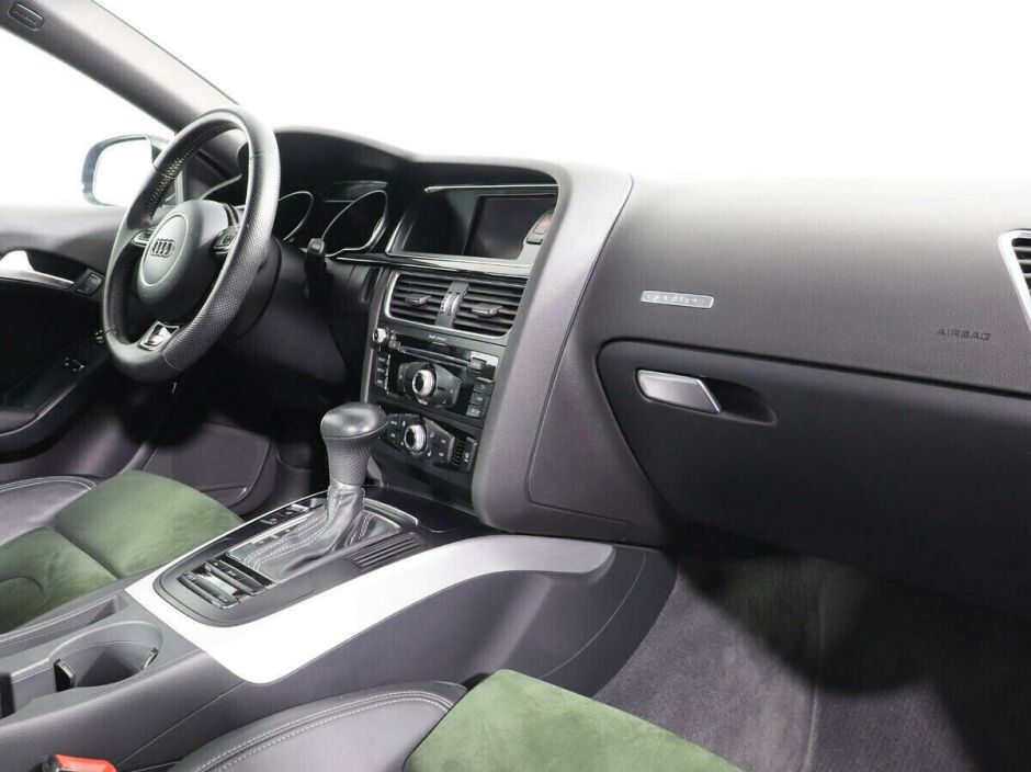 Audi A5 2.0 РКПП, 2015, 90 000 км фото 10