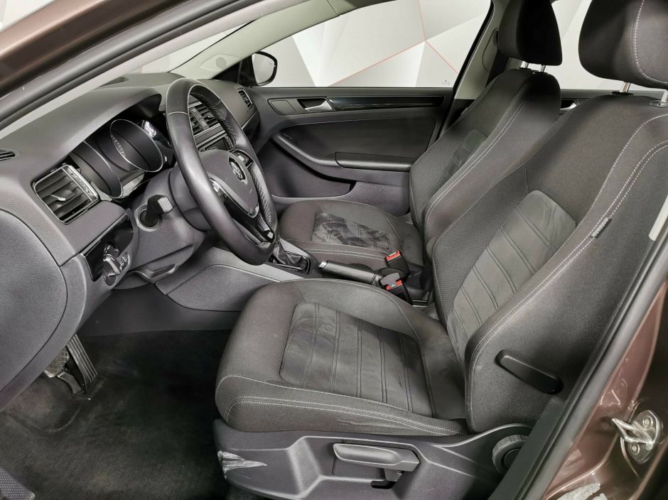 Volkswagen Jetta 1.4 РКПП, 2018, 59 000 км фото 7