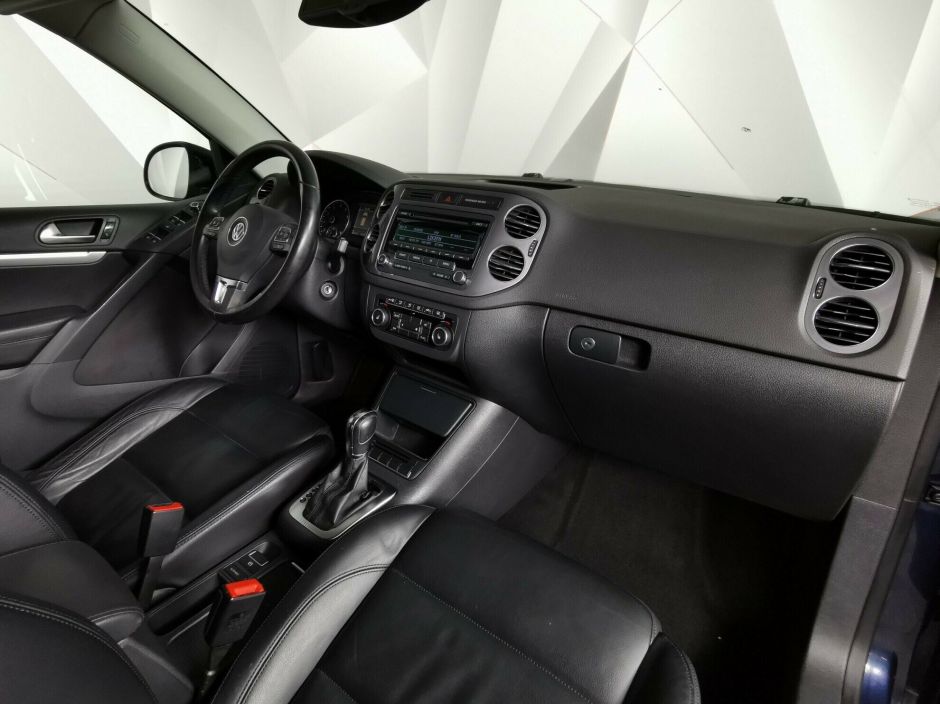 Volkswagen Tiguan 2.0 АКПП, 2012, 133 000 км фото 9