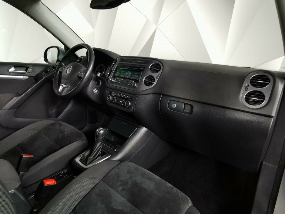 Volkswagen Tiguan 2.0 АКПП, 2013, 119 000 км фото 7