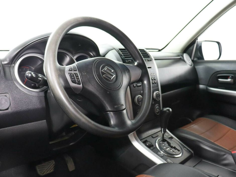 Suzuki Grand Vitara 2.4 АКПП, 2011, 145 000 км фото 9
