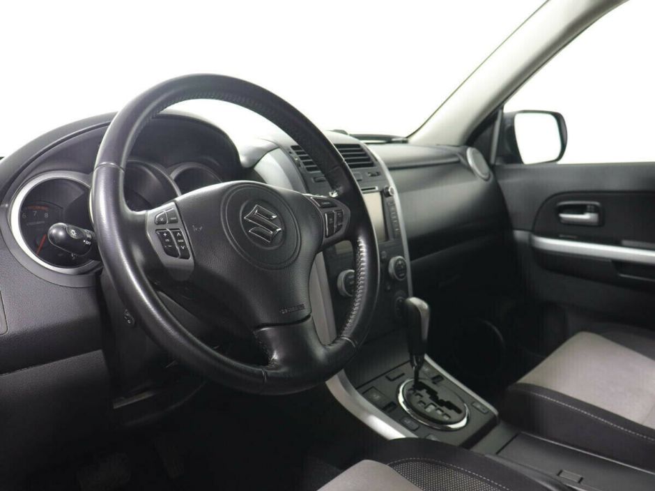 Suzuki Grand Vitara 2.4 АКПП, 2011, 144 000 км фото 6