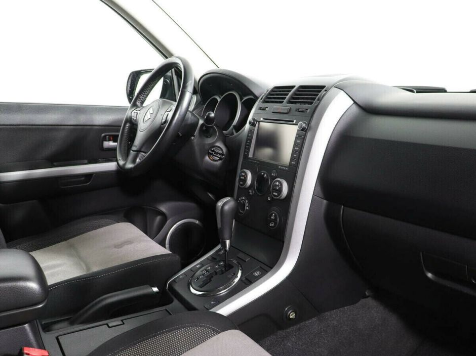 Suzuki Grand Vitara 2.4 АКПП, 2011, 144 000 км фото 9