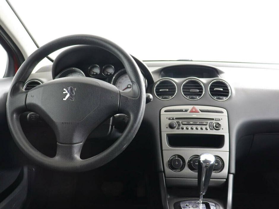 Peugeot 308 1.6 АКПП, 2011, 147 000 км фото 5