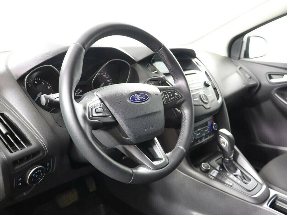 Ford Focus 1.6 РКПП, 2016, 88 000 км фото 5