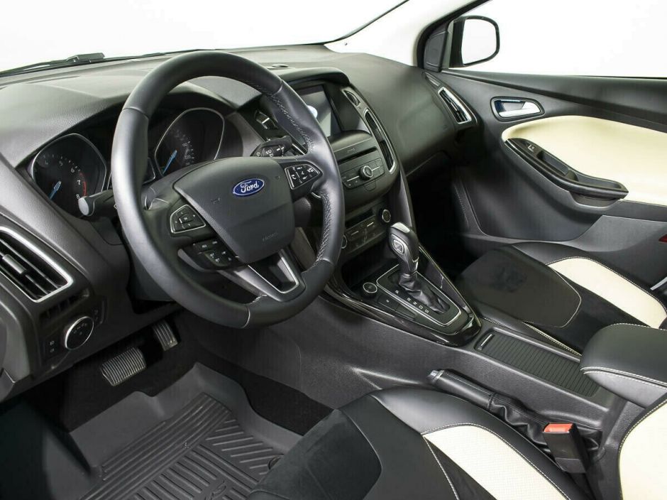 Ford Focus 1.6 РКПП, 2019, 48 000 км фото 5